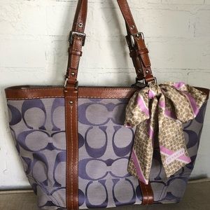 Coach, genuine leather purse, 100% silk bow